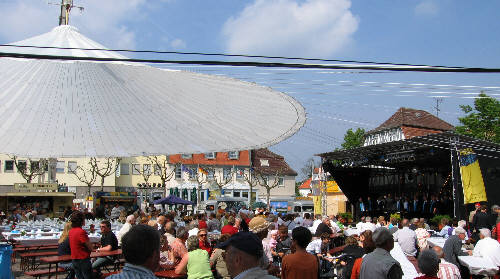 Maimarkt-Singen